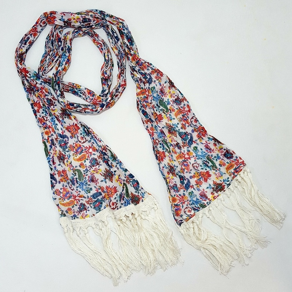 NEW American Eagle White Floral Print Fringe Scarf